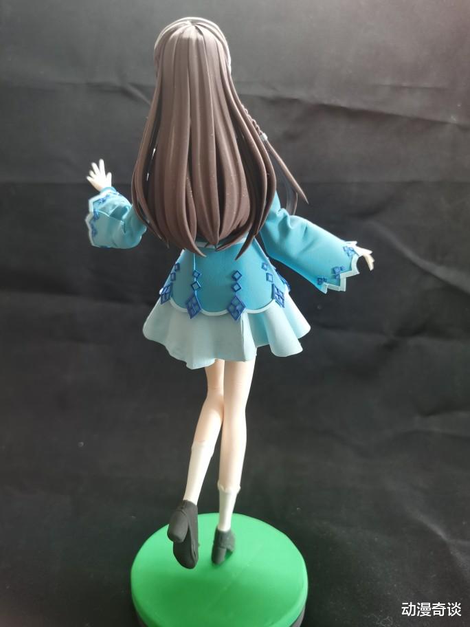 手办|宁荣荣手办终于来了,细腰长腿比例优,唯一不足是五官