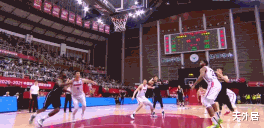 廣東男籃|史詩對決！CBA11冠王誕生：加時11-4完勝，將帥迅速陷入瘋狂中