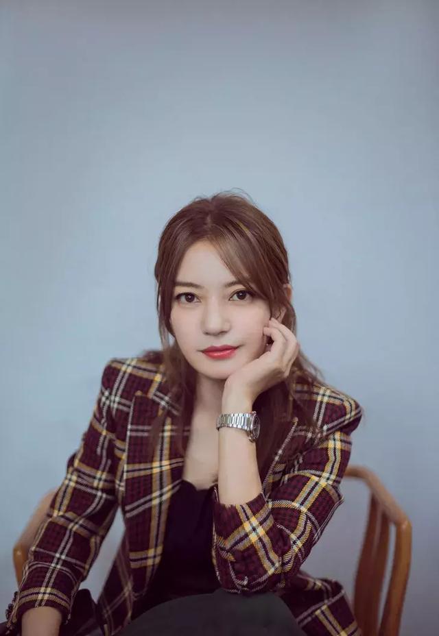 还珠格格|《还珠格格》几位主演差点团灭，杀妻、出轨、偷税、撞人毁童年