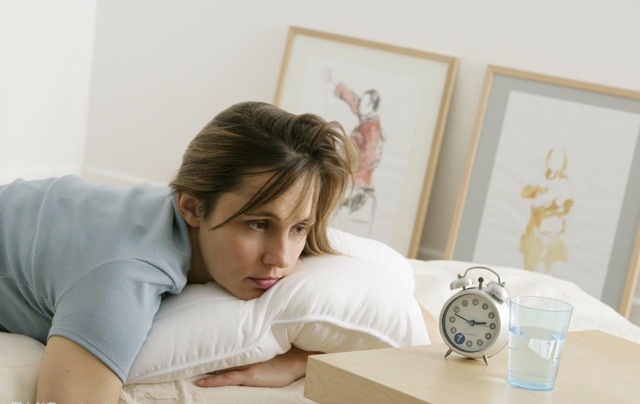 深度养生知识 现代人三分之一睡不好？失眠其实也有“真假”之分，了解四个原因