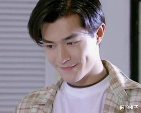 黄宗泽|自带“唇珠”的5位男星，有人面若桃花，有人邪魅挑逗，太迷人了