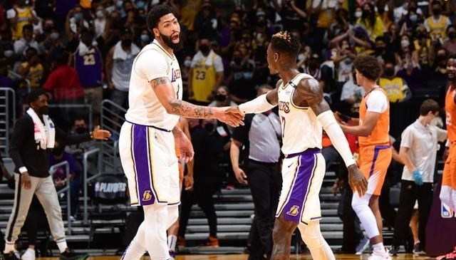 清浅微笑的我|1天3消息！塔克或离开雄鹿，湖人追逐洛瑞，小丁下赛季确定复出