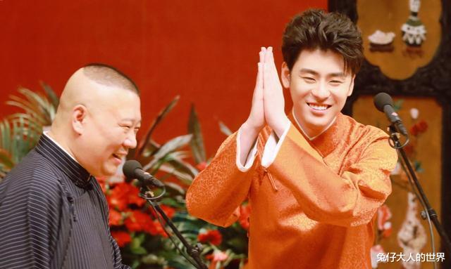 德云社|德云社曹鹤阳为自己代言，剧本社开始试营业，王筱阁帮师叔宣传