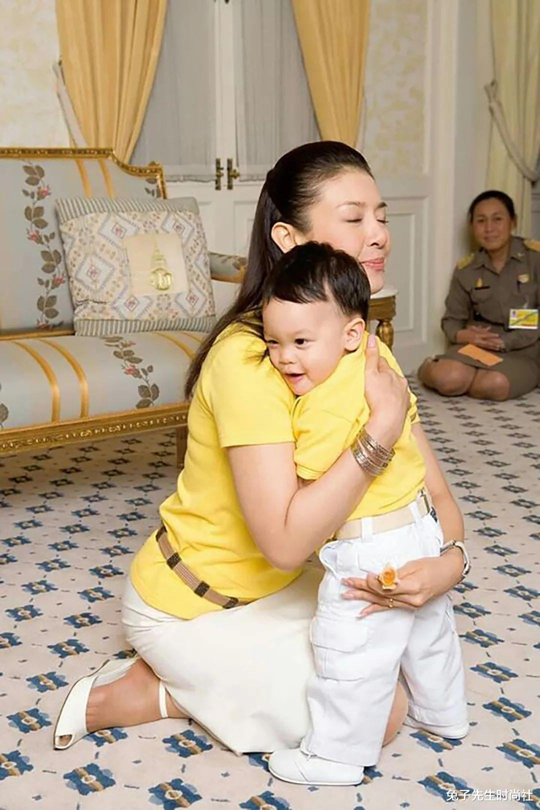 西拉米|苏提达不容西拉米回归，曝光其赤裸喂狗画面，揭开前王妃的伤疤！