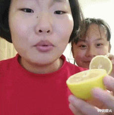 神武星人|“美女真是腿长任性，穿成这样太容易让人误会了，真尴尬！”哈哈哈哈