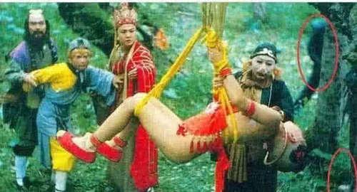 舜网 史上最“欠揍”穿帮镜头：张三丰的耐克鞋我忍了，红孩儿的实在是