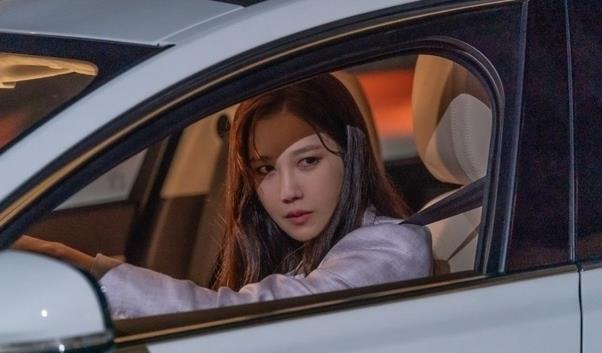 范太少|顶楼3:千瑞珍给洛根打失忆针,却被白俊基威胁,录音透露重要两点