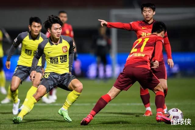 阿森纳|2-0，中超阿森纳又赢球！18岁小将与20岁新星纷纷爆发，郑智神了