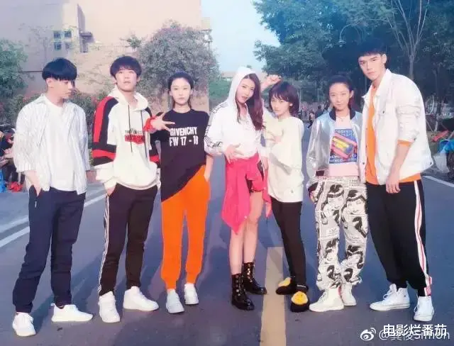 腾讯|熬过了9月的烂剧潮，10月终于可以上岸狂欢了！