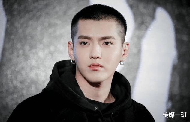 张庭|明星捐款内卷现场:张庭夫妇500万,100万成及格线?没捐的被嘲讽