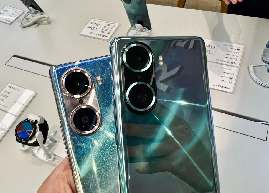 |元旦想换机，预算在2500~4000？这几款机型值得考虑