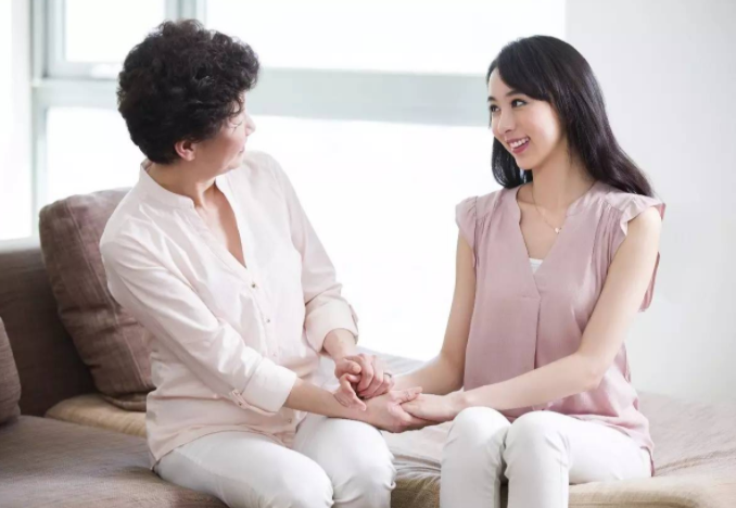 法律规定的赡养父母,是对子女,不是儿媳和女婿