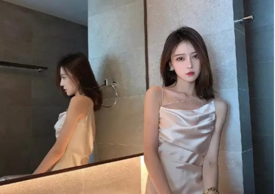 前方社会冲锋号 当代“金莲”项思醒,背着男友与富二代订婚,遭CEO男友65页ppt长文控诉!