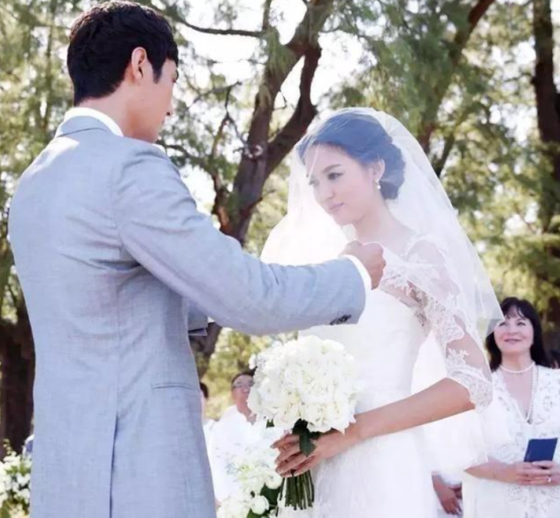 铃木保奈美|她是世界小姐，军人后代，拒嫁30亿豪门嫁上班族，今怀孕上春晚