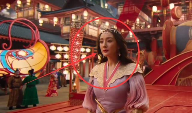 杨幂|杨幂官宣新代言海报图,“漫画鼻”凭实力成焦点,确定真实存在?