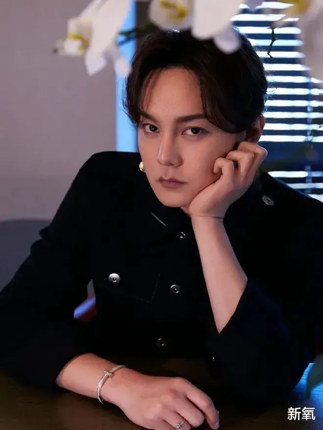 朱亚文|为什么他这张脸越野，越让人觉得高级