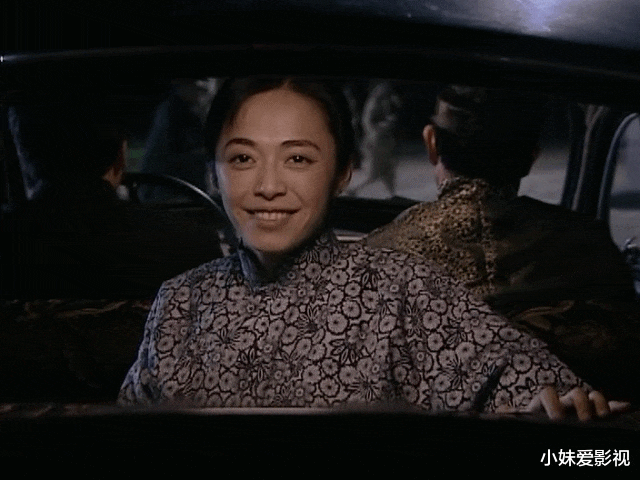 眼药水|她哭戏有多少场，眼药水就有多少瓶，这就是所谓的“哭戏炸裂？”