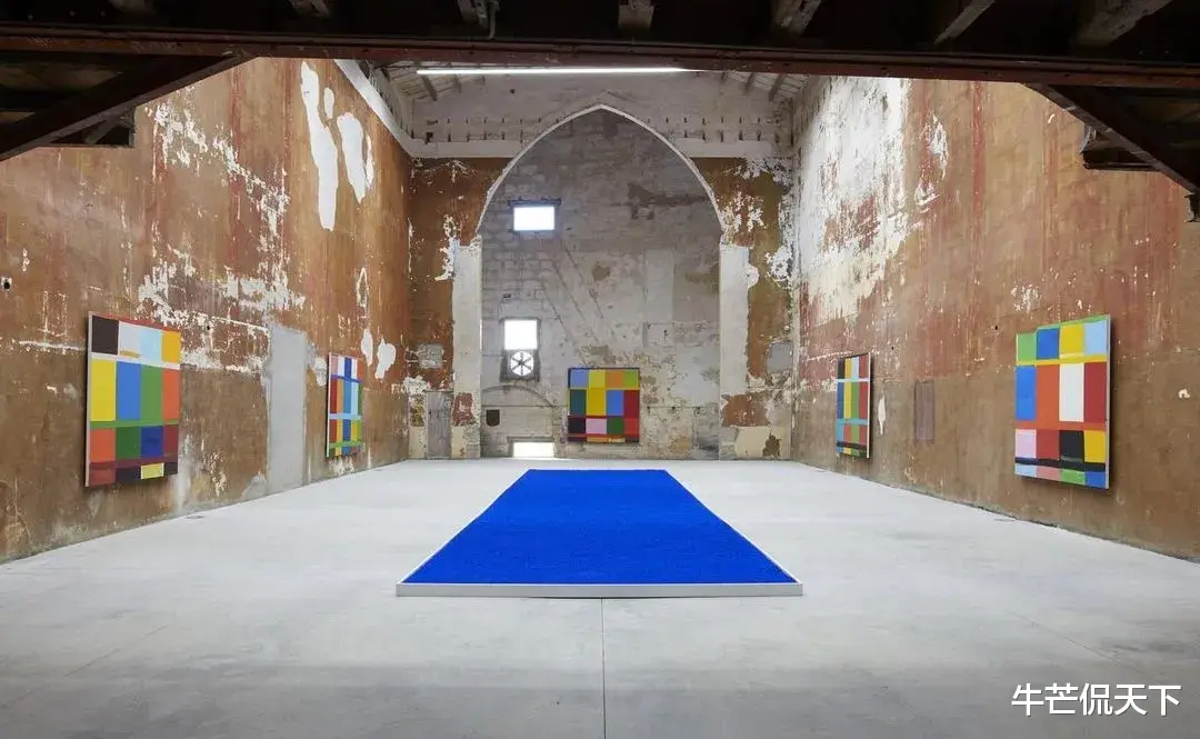 演唱会|蔡徐坤「演唱会造型」火了！3000万网友笑了：你终于赢了吴亦凡...