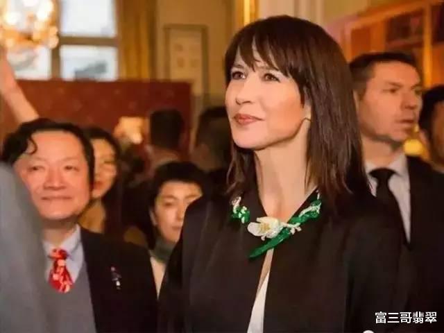 翡翠|翡翠玉石的投资潜力远超黄金、白银？这是真的吗？