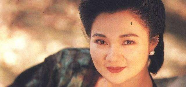 白冰冰|最苦不过白冰冰！婆婆不理丈夫不爱，17岁爱女被绑匪撕票！哭到无泪