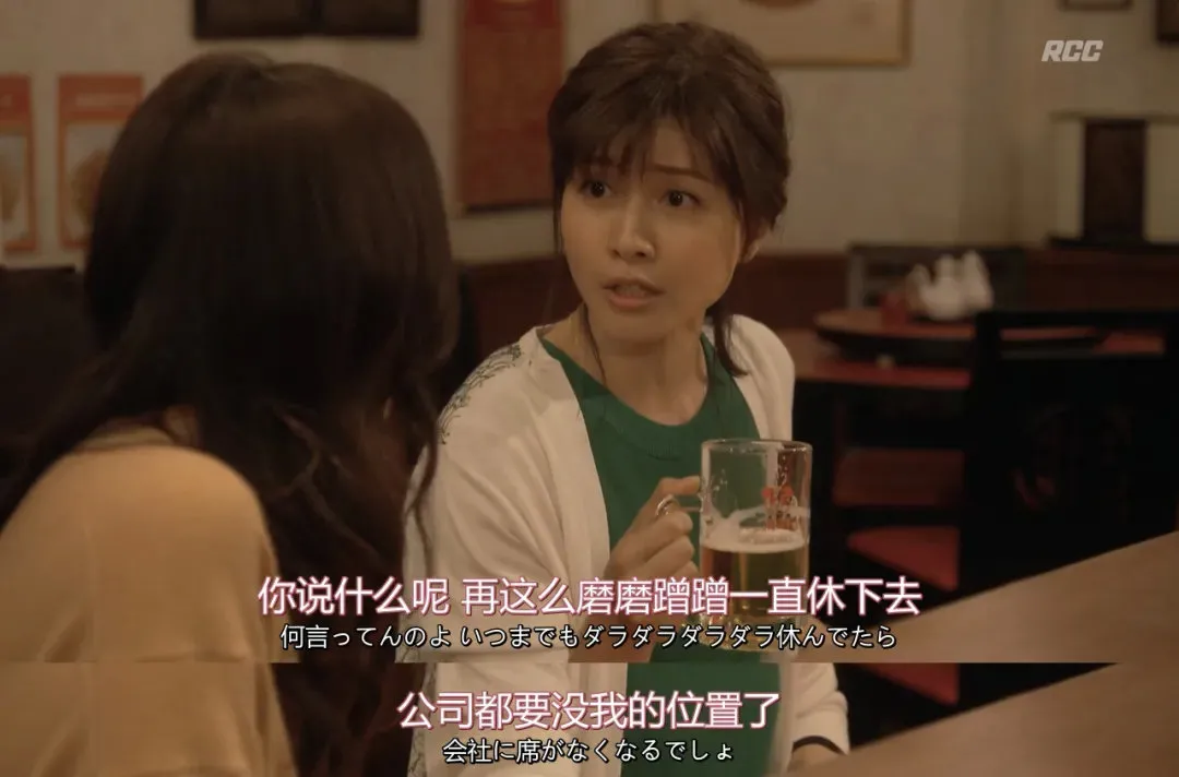 许嵩|34岁郭碧婷带女儿复出，放弃母乳喂养，而婆婆却在线接男宝