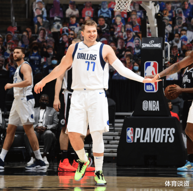 快船队|31+10+11！东契奇疯狂一战，24中11打脸小卡乔治，季后赛爆发造冷门