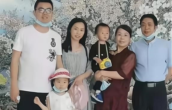 许敏|姚威微信名惹争议，杜粉开启自嗨模式，田静的反应令人心疼