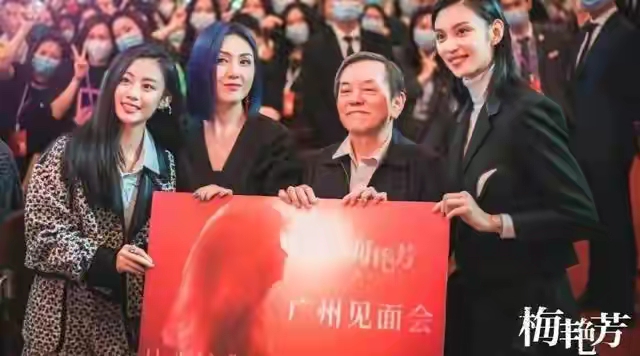 单依纯|单依纯、伍珂玥罕见同框,可惜两人的差距已经明显拉开了