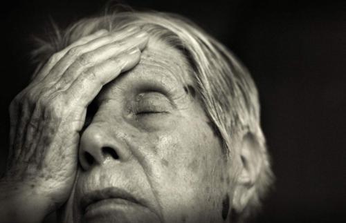 甲状腺结节|为什么老年痴呆患者逐渐增多？建议：50岁后尽量改掉这4个坏习惯