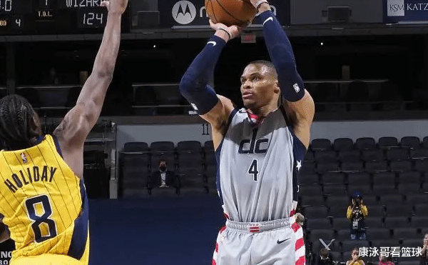 威斯布魯克|絕殺！狂轟83+24+16威少比爾打瘋了，一戰(zhàn)創(chuàng)4大神跡，小薩30+三雙