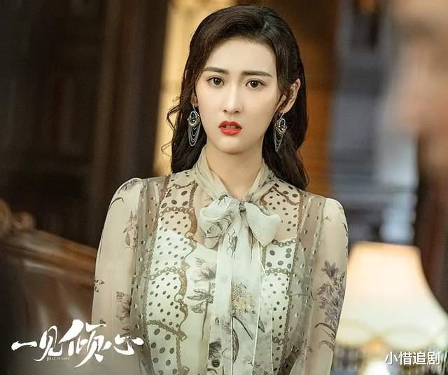 一见倾心|《一见倾心》性格迥异的姐妹花,虽然共同生长,但注定命运会不同