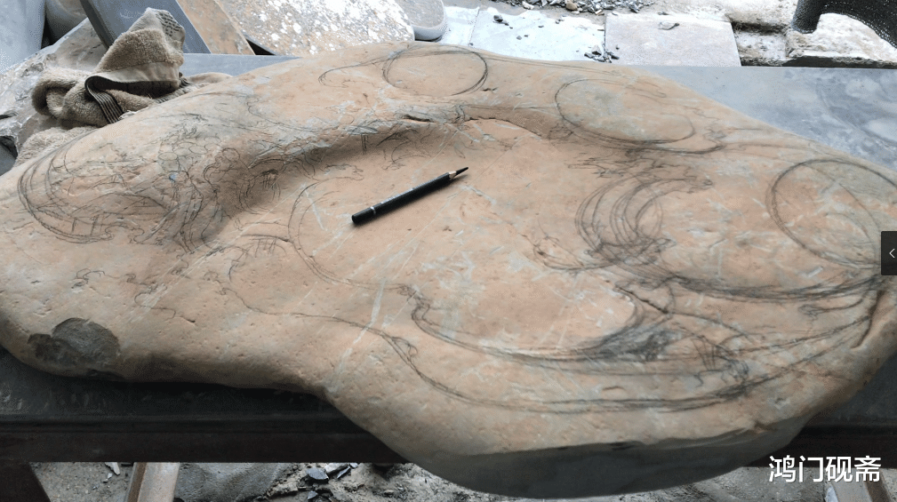 雕刻|在石头上画了2天出效果图，请800一天的师傅雕刻成茶盘后，值吗？