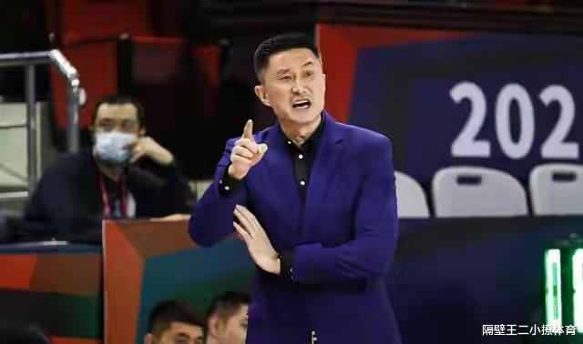 广东男篮|对付王晗的三分大队，杜锋下了一招妙棋，让王晗举棋不定难接招