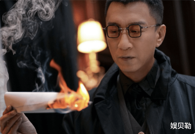 刘奕君|黄金配角刘奕君，在《扫黑风暴》终于成主角了，但是演了个寂寞