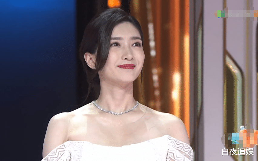 欢乐颂第三季|《欢乐颂3》新五美合体，离开了美颜相机，生图颜值好真实