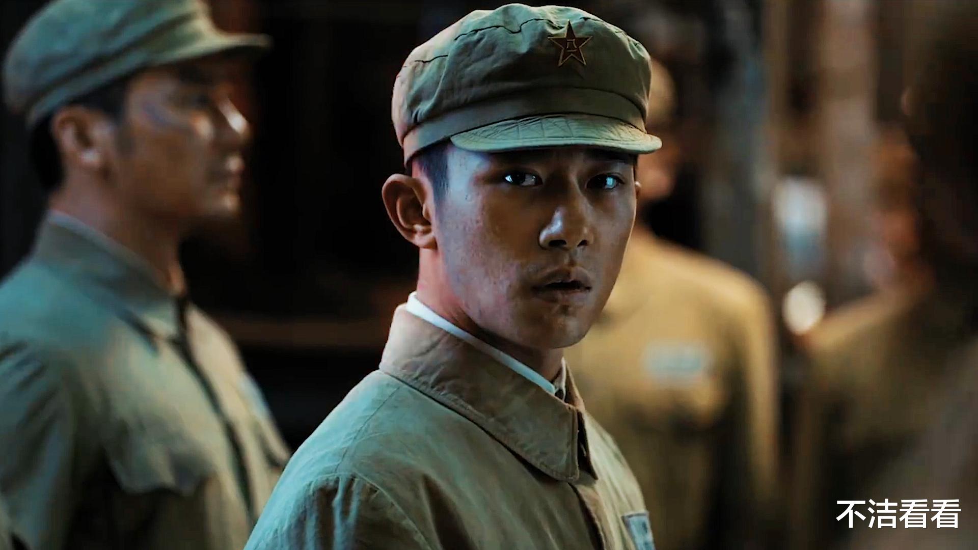 长津湖|单日票房不到500万，《长津湖》退居第三，还能超越《战狼2》吗？