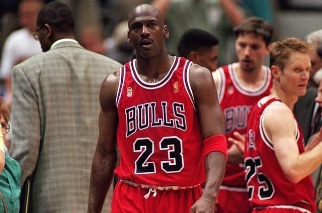 清浅微笑的我|美媒再评历史前10！邓肯第10，科比第5，第1还是乔丹