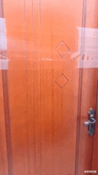 搞笑神回复|神回复:“为什么在农村不能得罪木匠呢?”网友:早晚用得上啊!