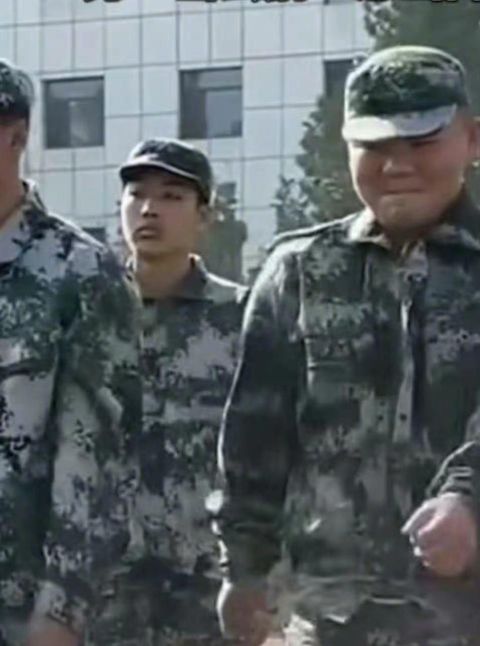 五行阁宝宝名字分享|正在军训的大一新生“撞脸”岳云鹏，全国已有近10人长得像小岳岳