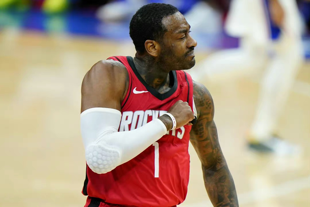 铜仁 火箭交易沃尔坚守两底线,8+4后卫即将加盟,阵容洗牌三老将难留队