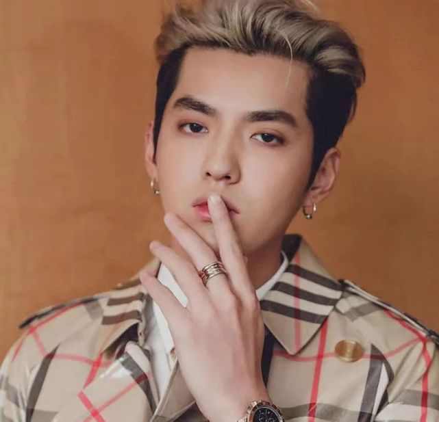 张钰|河南方回应拒绝吴亦凡捐款2000万：不会拒绝任何人捐款，他实际捐了100万