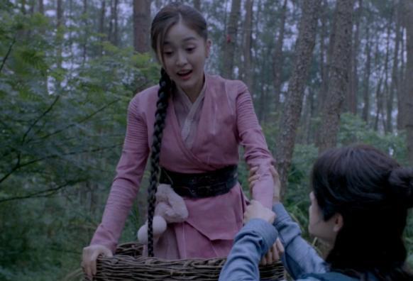 吴宣仪|疑似整过容！《斗罗大陆》吴宣仪成肖战挡箭牌，大嘴包不住牙引质疑