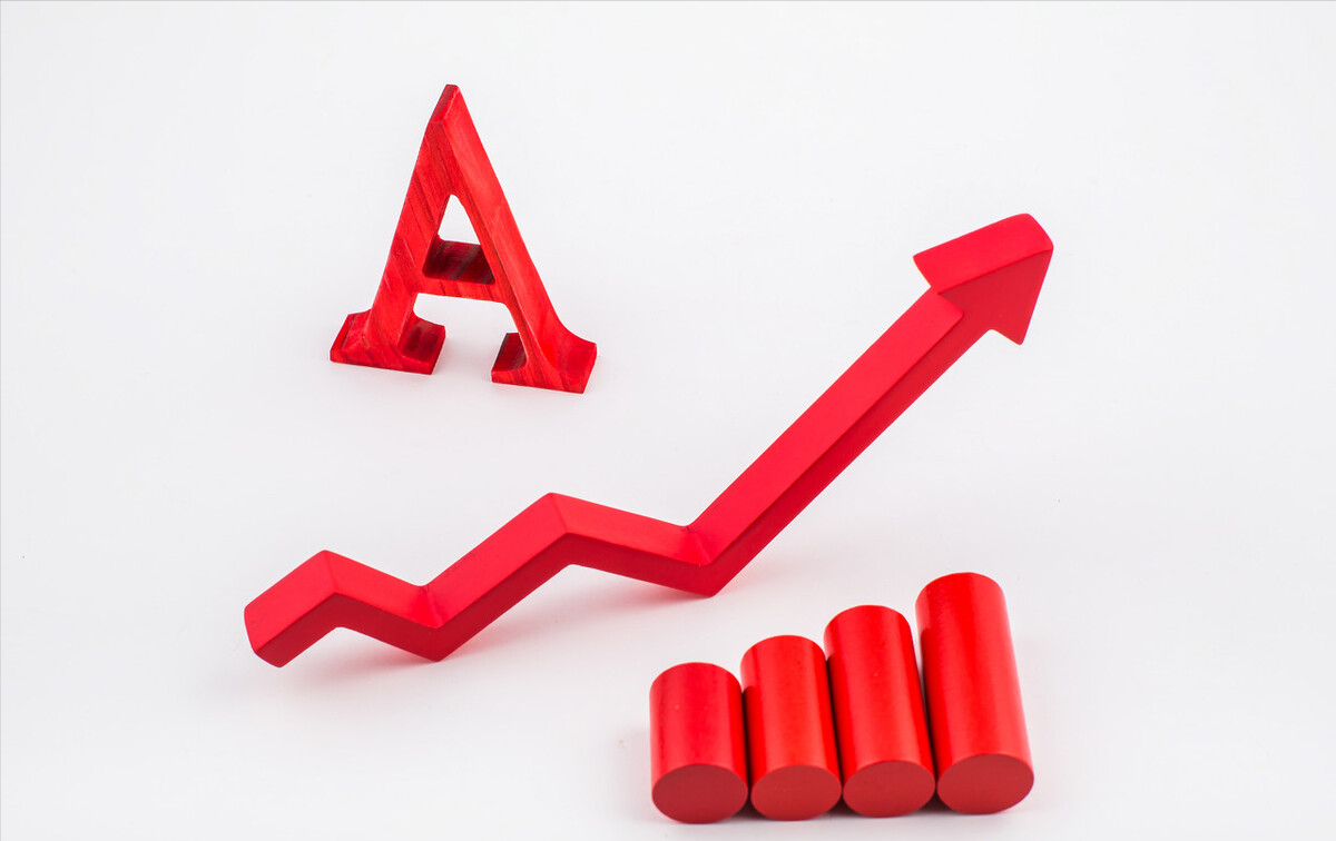 小菊花哈哈|A股晚间突发一重大利好！附高瓴资本十大重仓潜力股，珍藏！