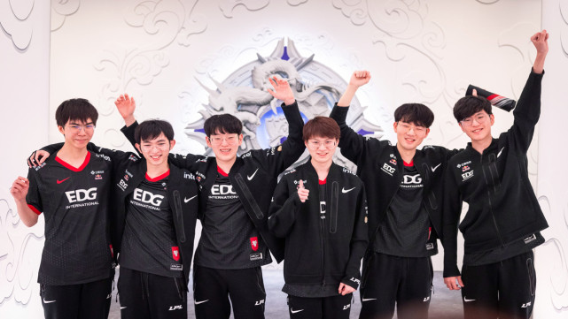 lpl|“LPL2个世界冠军都有水分”，LCK官媒总结S11嘲讽LPL，列举3件争议事情！
