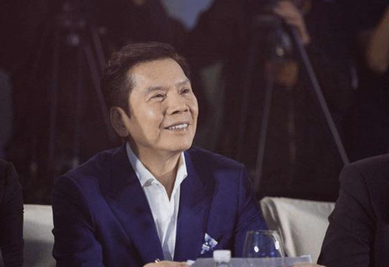 周润发|周润发是二哥，向华强是三哥，谢贤是四哥，看到大哥：真没想到！