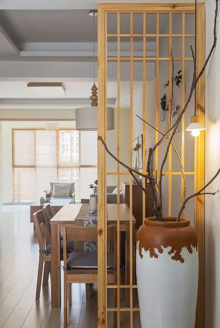 形式主义|还想着砌墙?这才是隔断的正确打开方式,巧妙分区让你家空间翻倍!