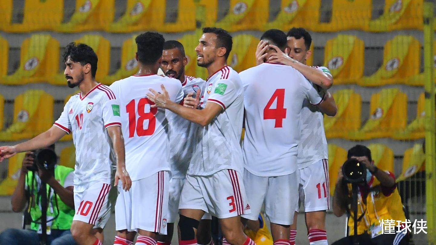 國足|1-3，狂轟20腳仍輸球！東南亞霸主意外出局，國足末輪打平或出線