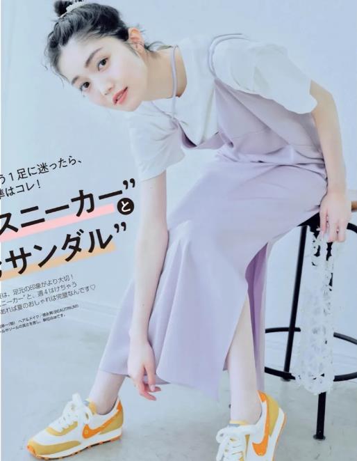 蔡宏志聊时尚|日本小姐姐的“盛夏”搭配走红ins：用心穿搭，皆为艺术