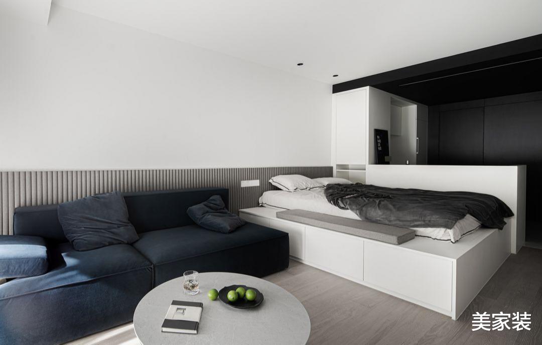 46平米的小空间，采用光影的设计，让本来黑暗的空间变得通透