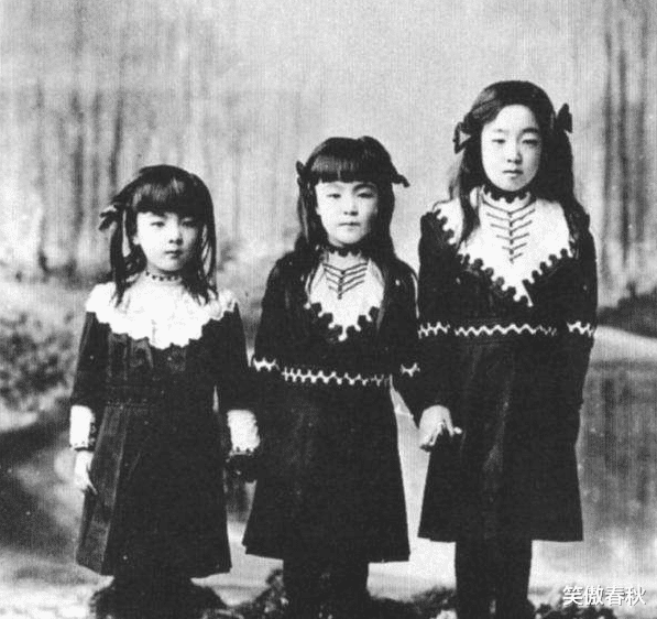 日本良子皇後基因太強，後代遺傳瞇瞇眼，美智子和雅子再美也沒用-圖7
